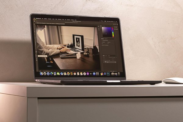 Comment les pratiques de design durable transforment-elles l'industrie de la mode ?