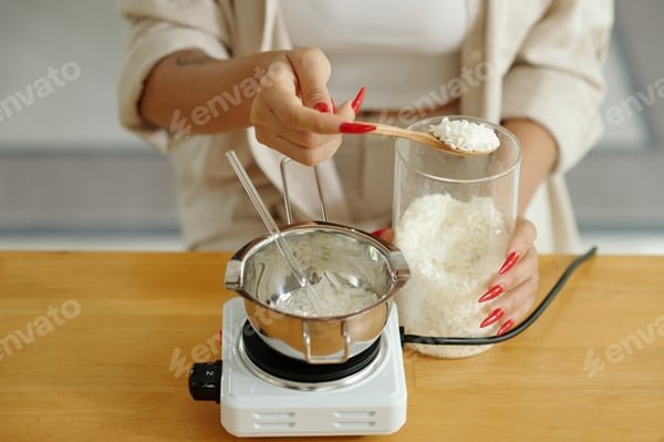 L'art de maîtriser le fondoir bougie pour vos créations
